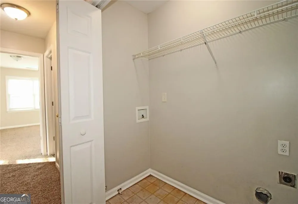 1213 Kingsbury LN Powder Springs, GA 30127