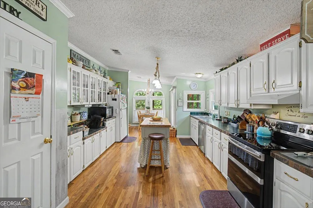 134 John Kay RD Taylorsville, GA 30178