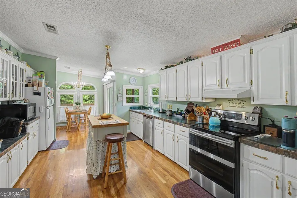 134 John Kay RD Taylorsville, GA 30178