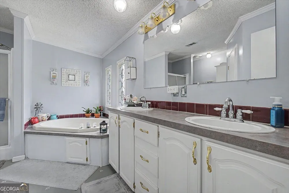 134 John Kay RD Taylorsville, GA 30178