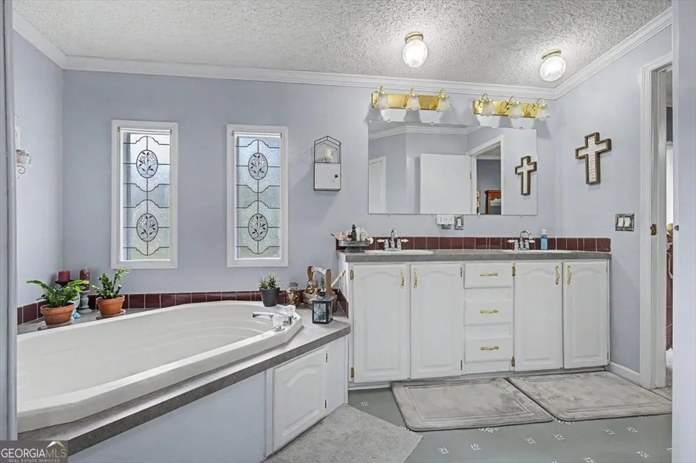134 John Kay RD Taylorsville, GA 30178