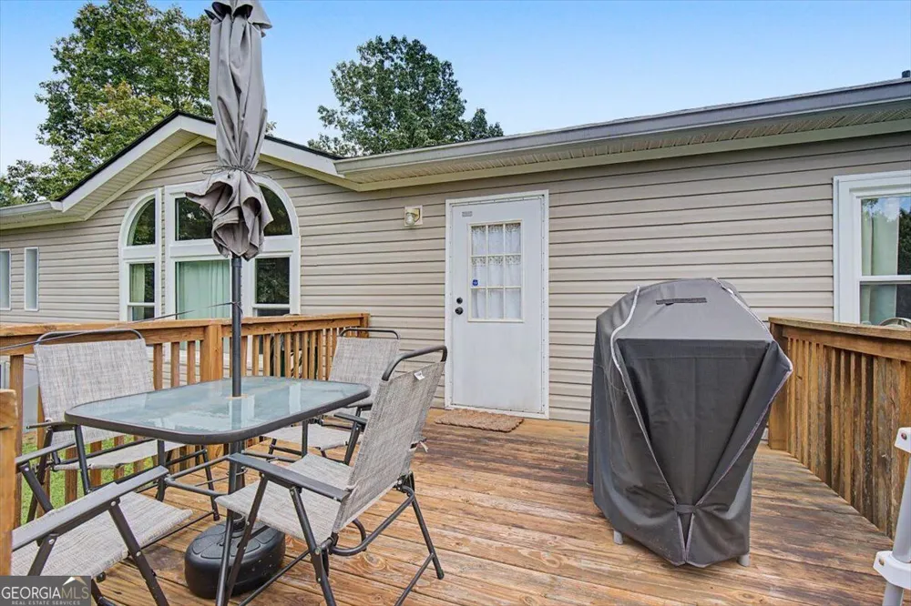 134 John Kay RD Taylorsville, GA 30178