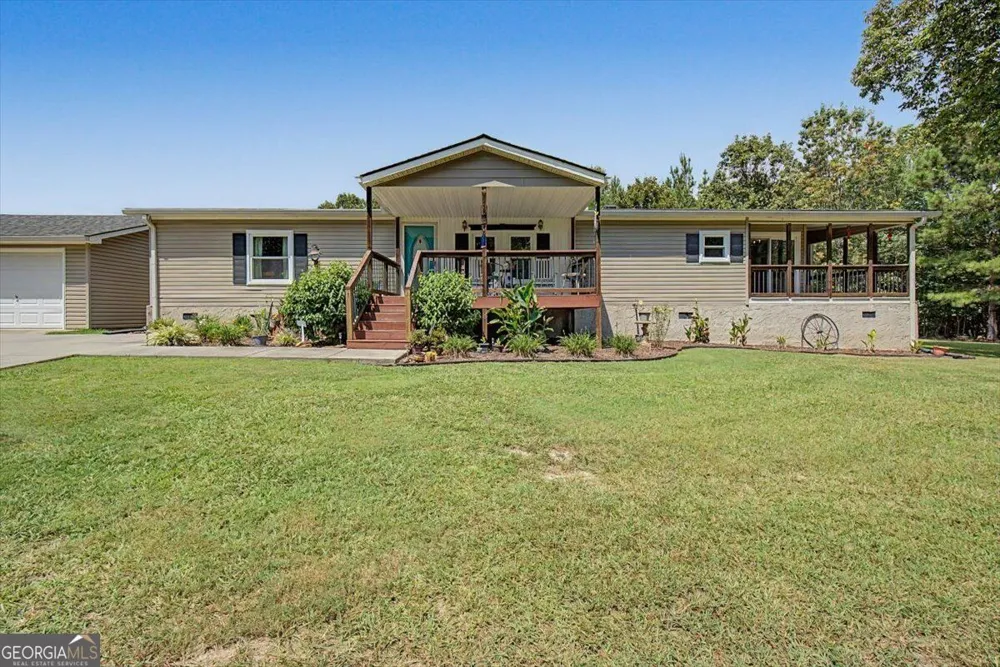 134 John Kay RD Taylorsville, GA 30178