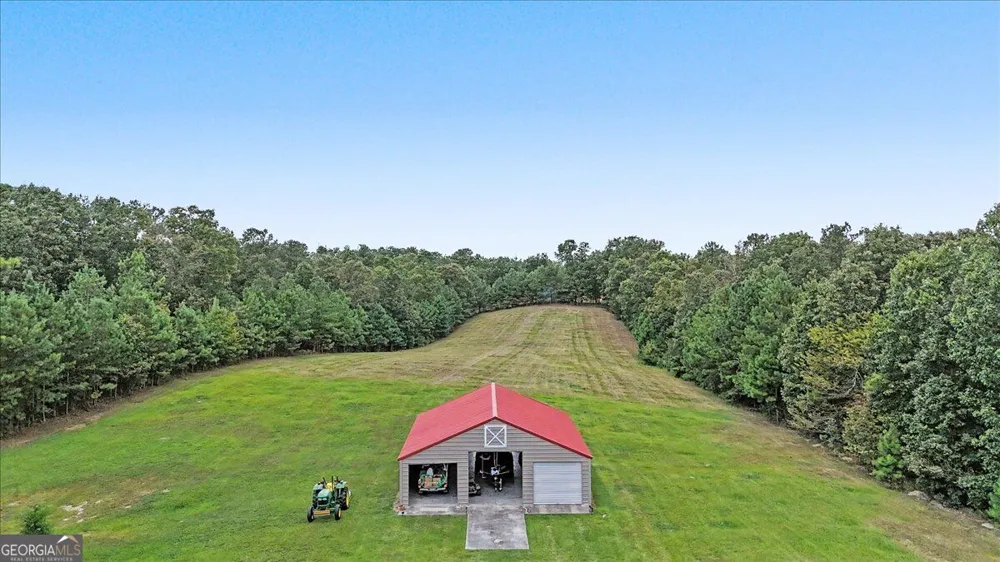 134 John Kay RD Taylorsville, GA 30178