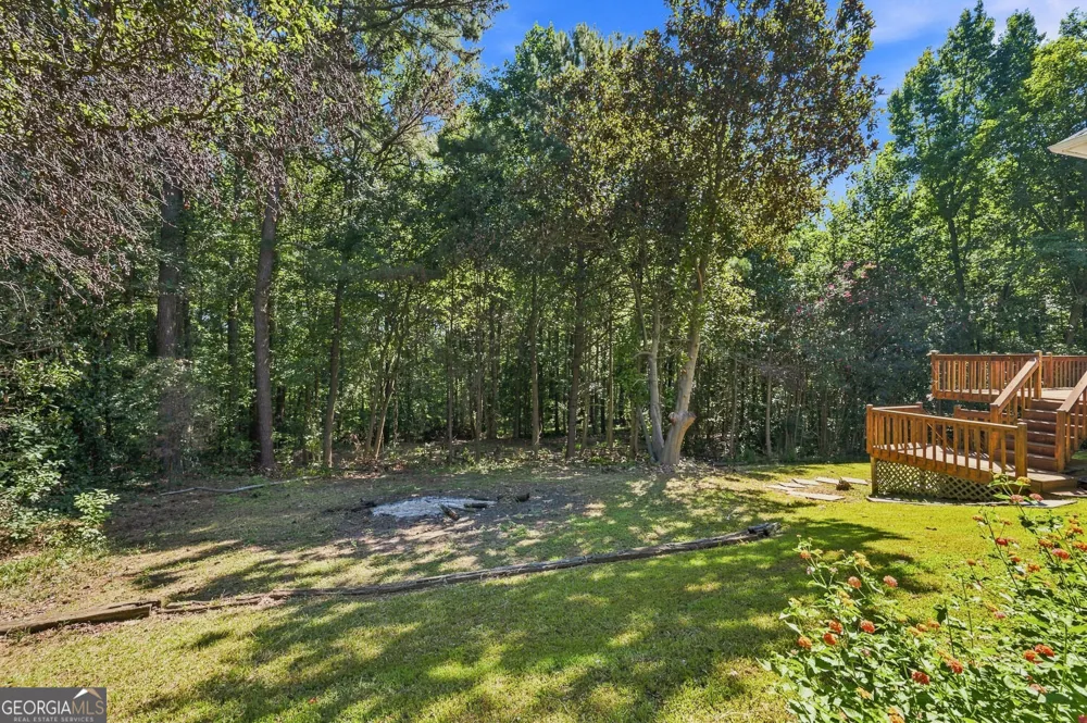 558 Auburn RD Auburn, GA 30011