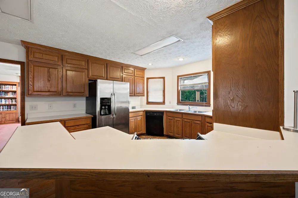 558 Auburn RD Auburn, GA 30011