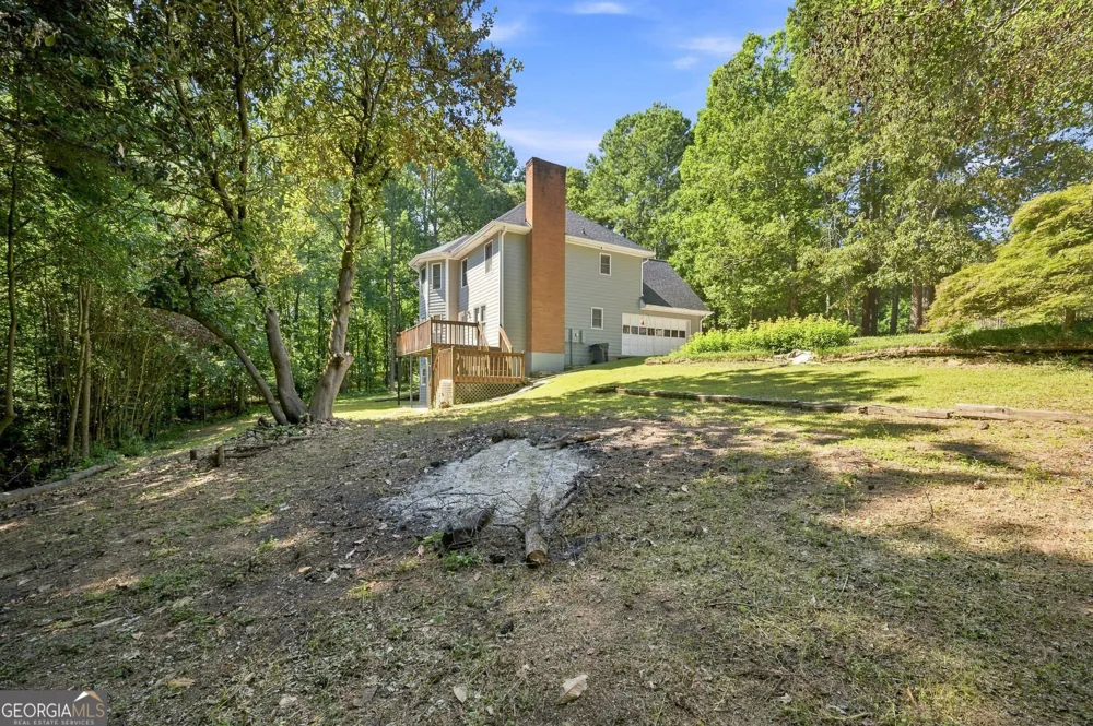 558 Auburn RD Auburn, GA 30011