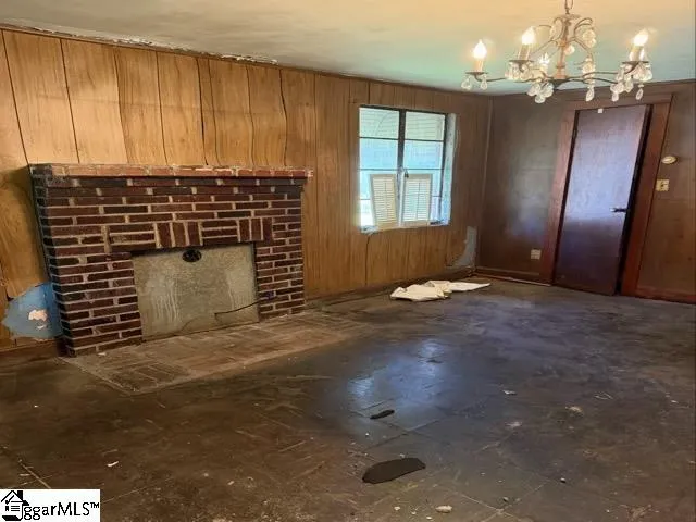 253 Sims Chapel Road Spartanburg, SC 29306