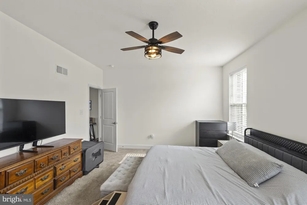 53 NUTHATCH DRIVE Gettysburg, PA 17325