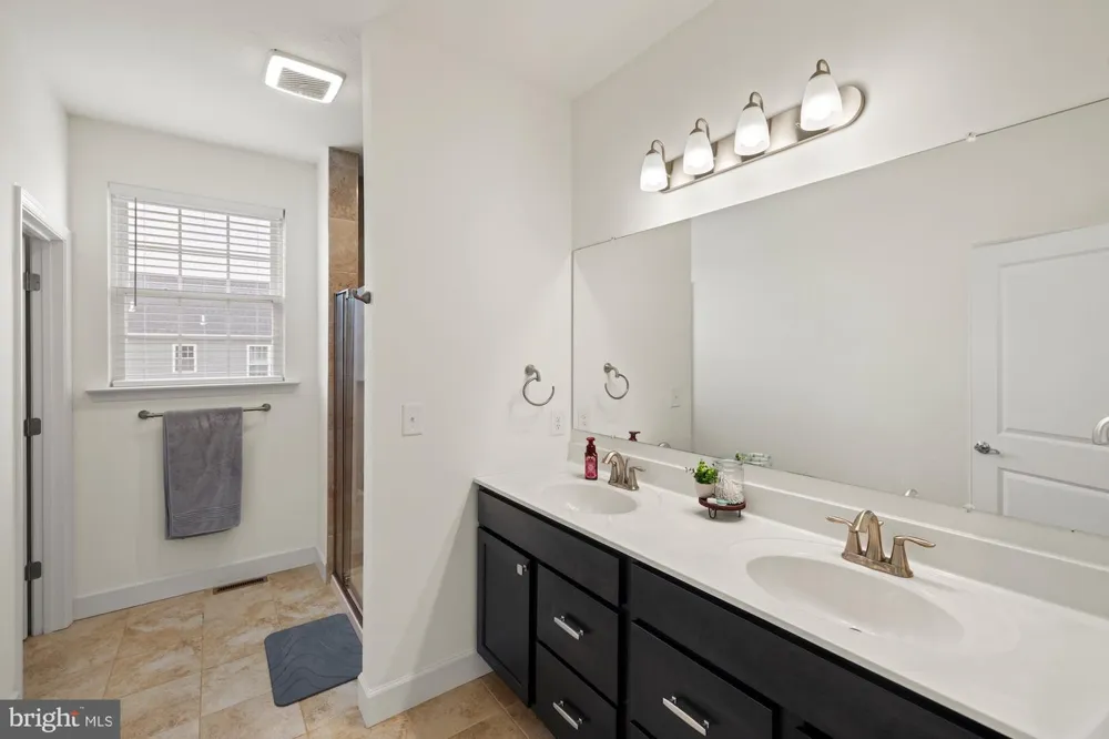 53 NUTHATCH DRIVE Gettysburg, PA 17325