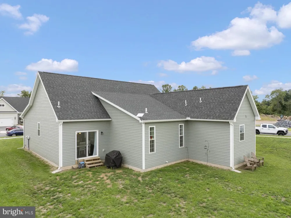 53 NUTHATCH DRIVE Gettysburg, PA 17325