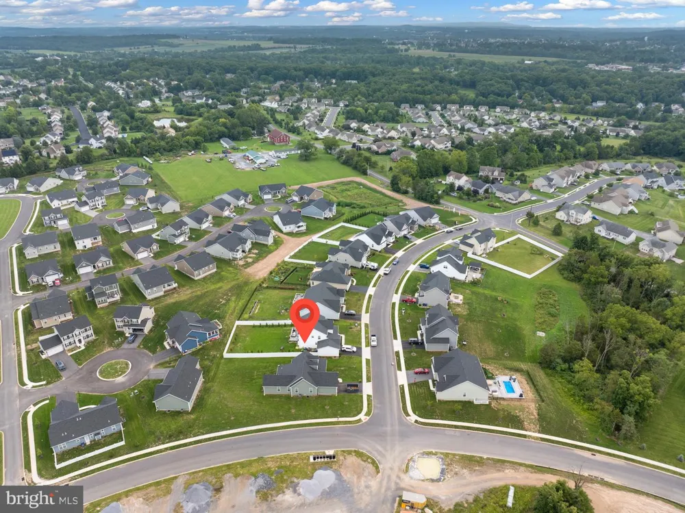 53 NUTHATCH DRIVE Gettysburg, PA 17325