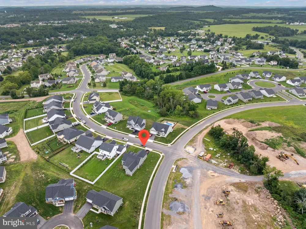 53 NUTHATCH DRIVE Gettysburg, PA 17325