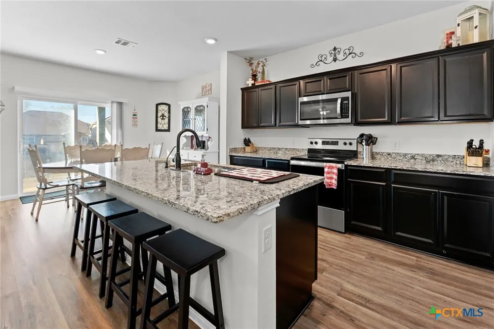 19328 Berringer Drive Pflugerville, TX 78660