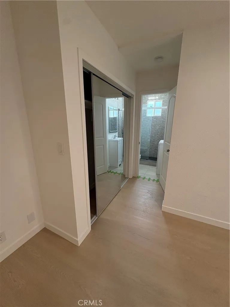1134 S Fairfax #5 Los Angeles, CA 90019