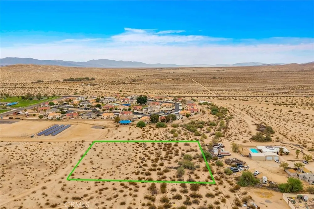 6030 Wainwright 29 Palms, CA 92277