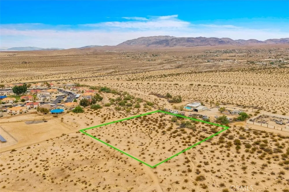 6030 Wainwright 29 Palms, CA 92277