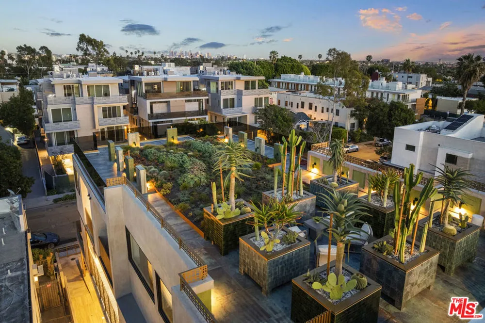 1021 Ogden Drive #PH 7 West Hollywood, CA 90046