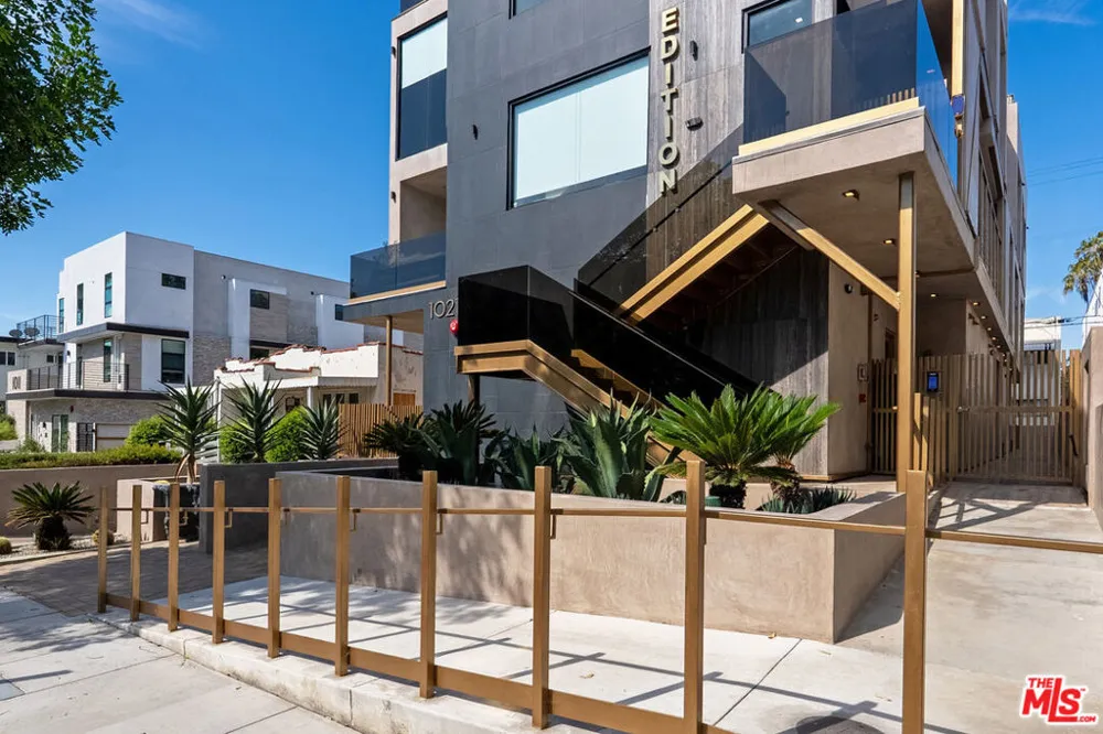 1021 Ogden Drive #PH 7 West Hollywood, CA 90046