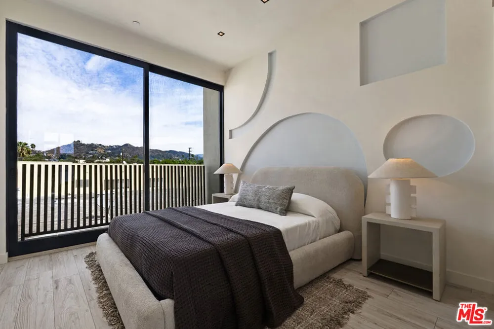1021 Ogden Drive #PH 7 West Hollywood, CA 90046