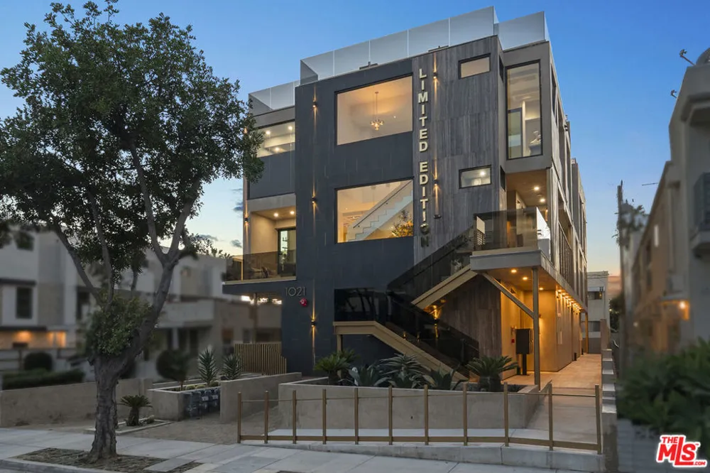 1021 Ogden Drive #PH 7 West Hollywood, CA 90046