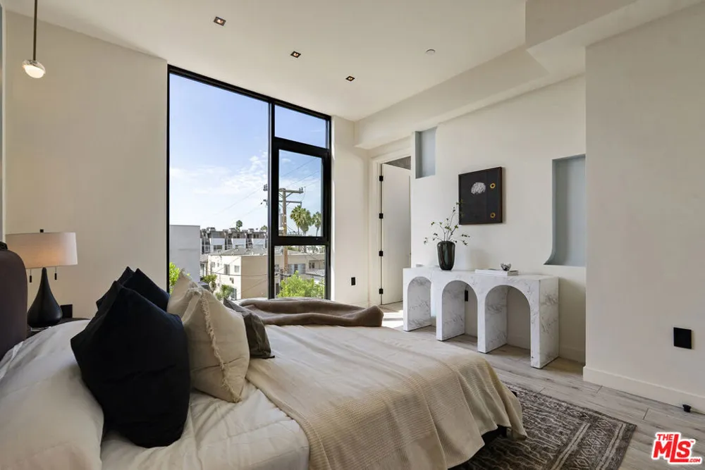1021 Ogden Drive #PH 7 West Hollywood, CA 90046