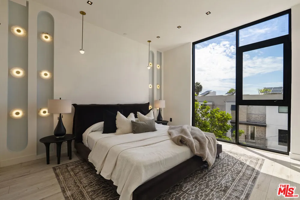 1021 Ogden Drive #PH 7 West Hollywood, CA 90046