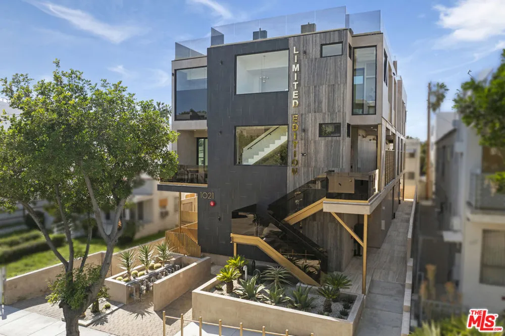 1021 Ogden Drive #PH 7 West Hollywood, CA 90046