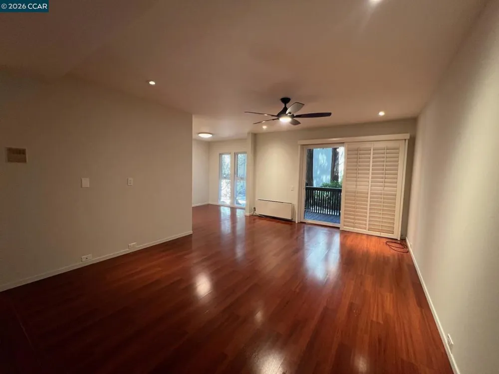 1236 Walker Ave #105 Walnut Creek, CA 94596
