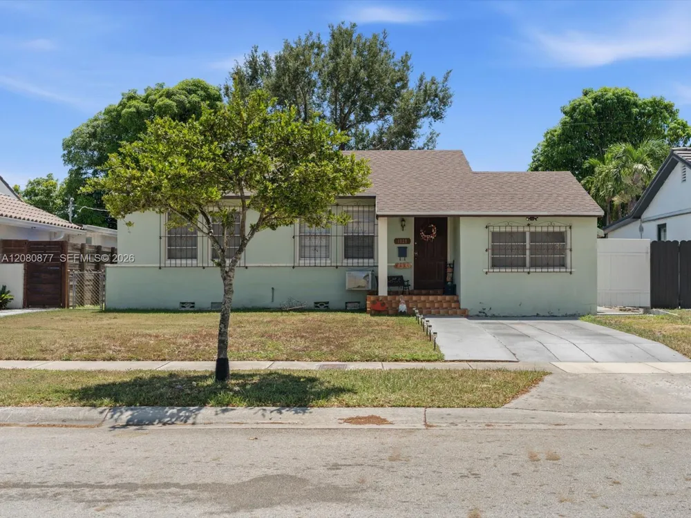 1828 SW 18th St Miami, FL 33145