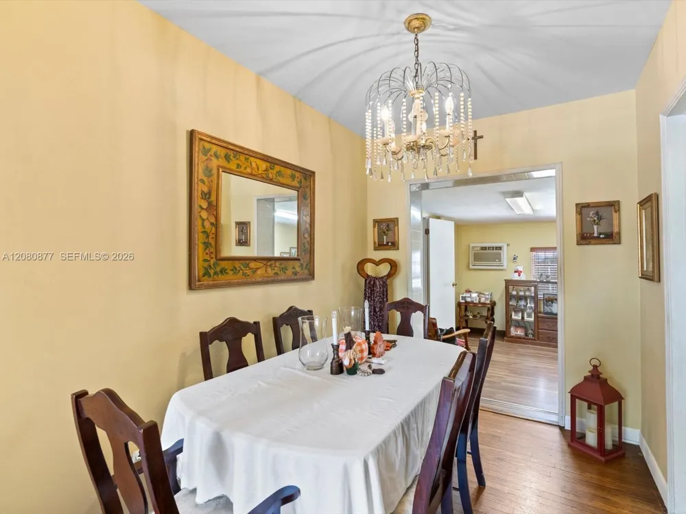 1828 SW 18th St Miami, FL 33145
