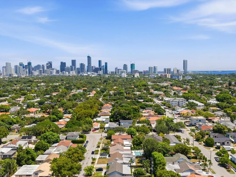1828 SW 18th St Miami, FL 33145