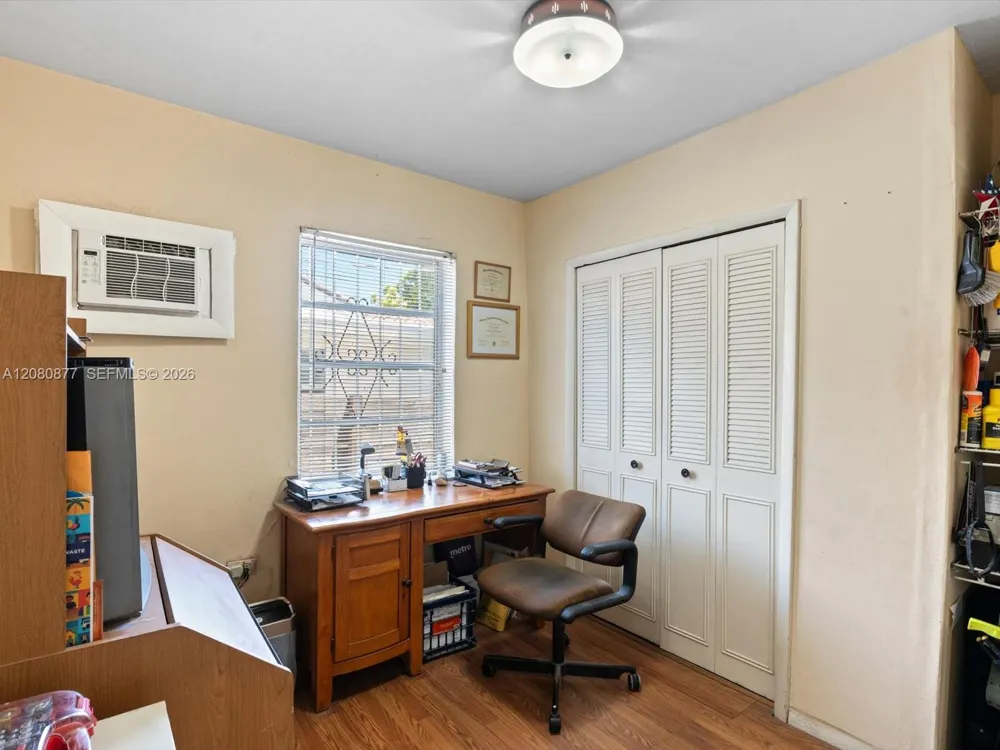 1828 SW 18th St Miami, FL 33145