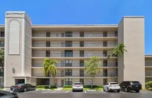 6 Royal Palm Way #Unit 111 Boca Raton, FL 33432