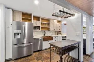 6 Royal Palm Way #Unit 111 Boca Raton, FL 33432