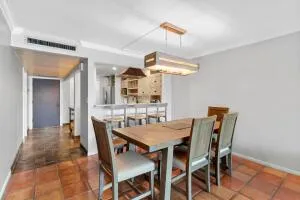 6 Royal Palm Way #Unit 111 Boca Raton, FL 33432