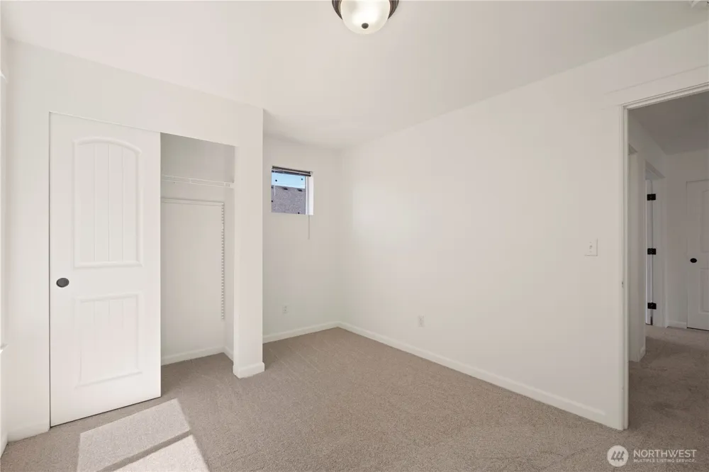 21011 SE 39TH DR Bothell, WA 98021