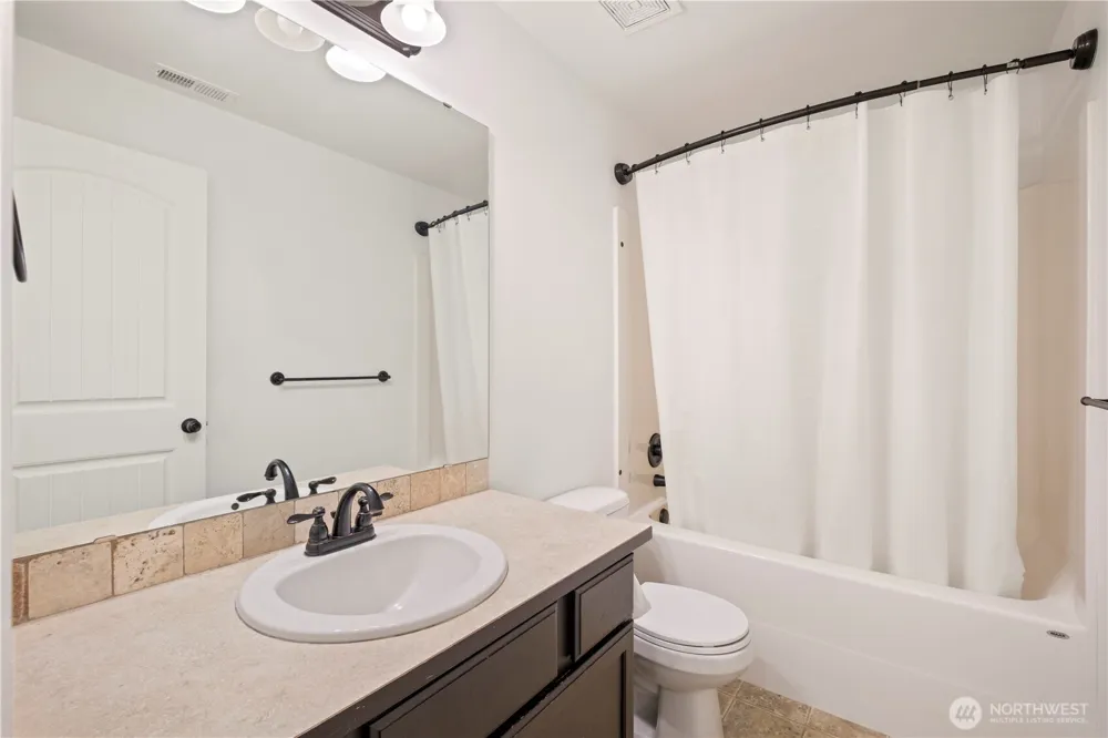 21011 SE 39TH DR Bothell, WA 98021