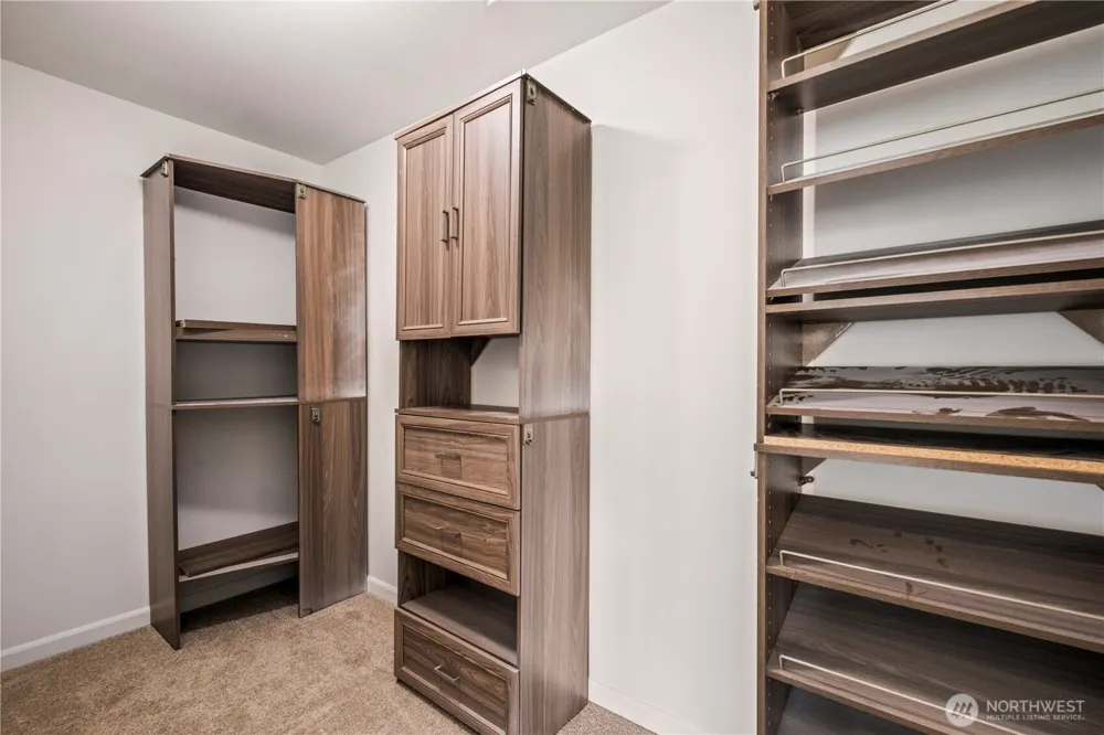 21011 SE 39TH DR Bothell, WA 98021