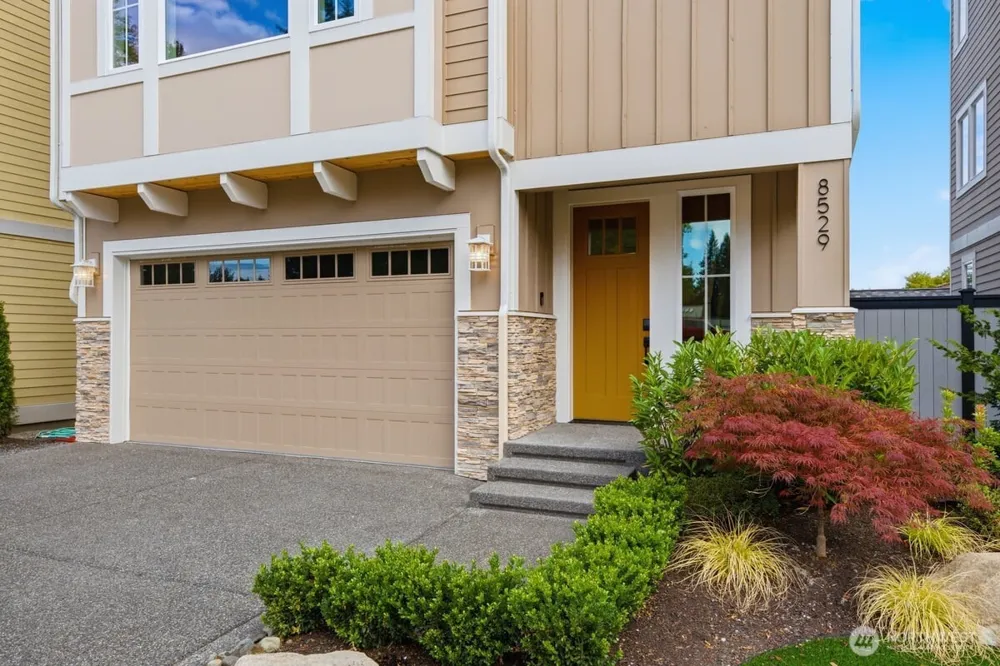 8529 230th Place SW #10 Edmonds, WA 98026