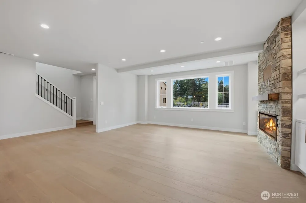 8529 230th Place SW #10 Edmonds, WA 98026