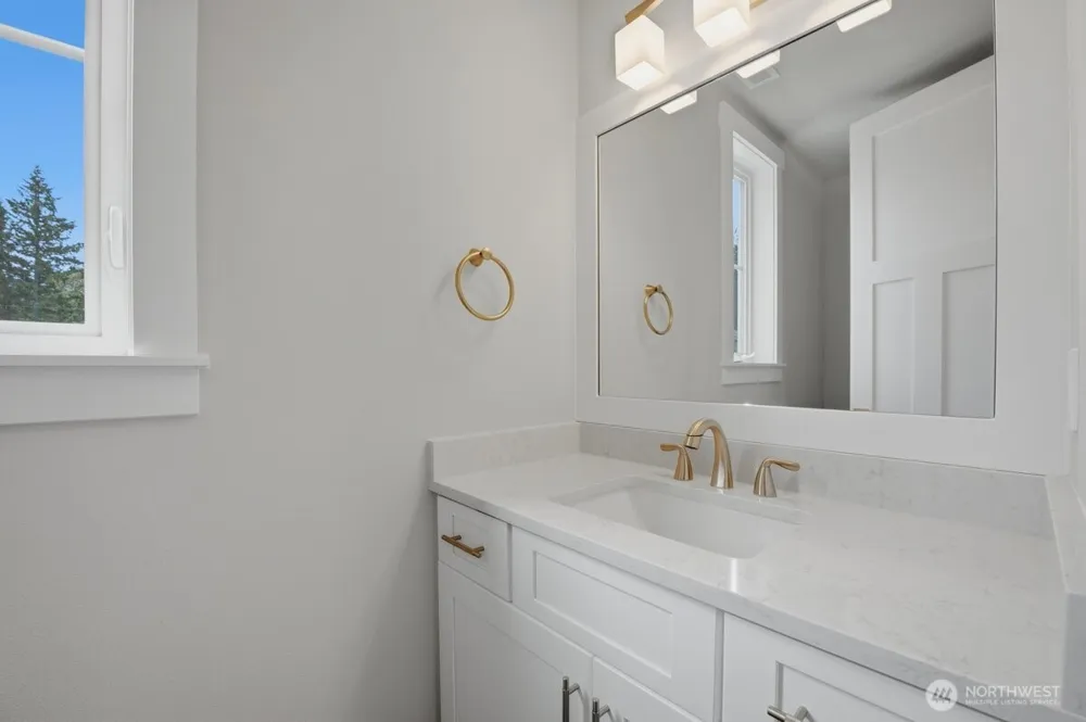 8529 230th Place SW #10 Edmonds, WA 98026