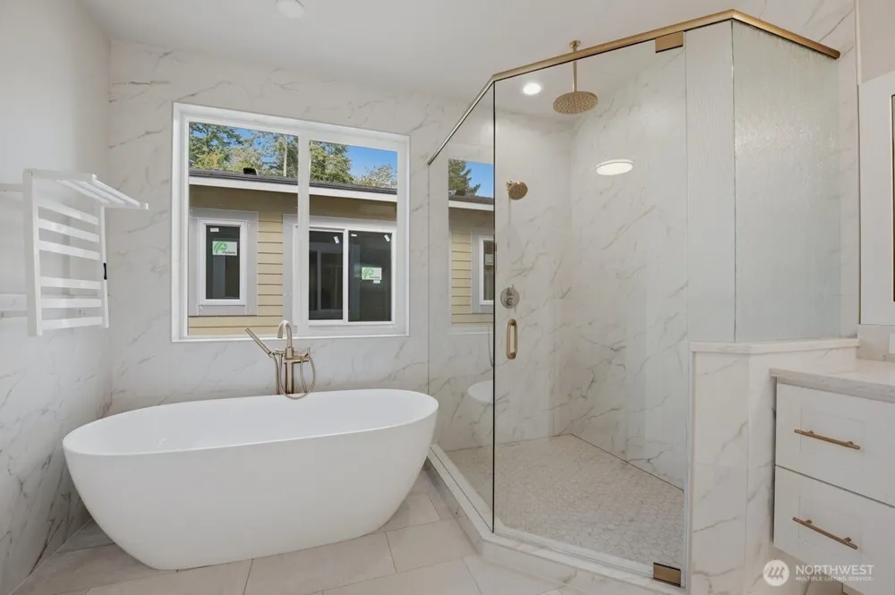 8529 230th Place SW #10 Edmonds, WA 98026