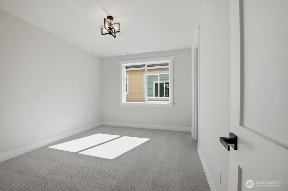 8529 230th Place SW #10 Edmonds, WA 98026