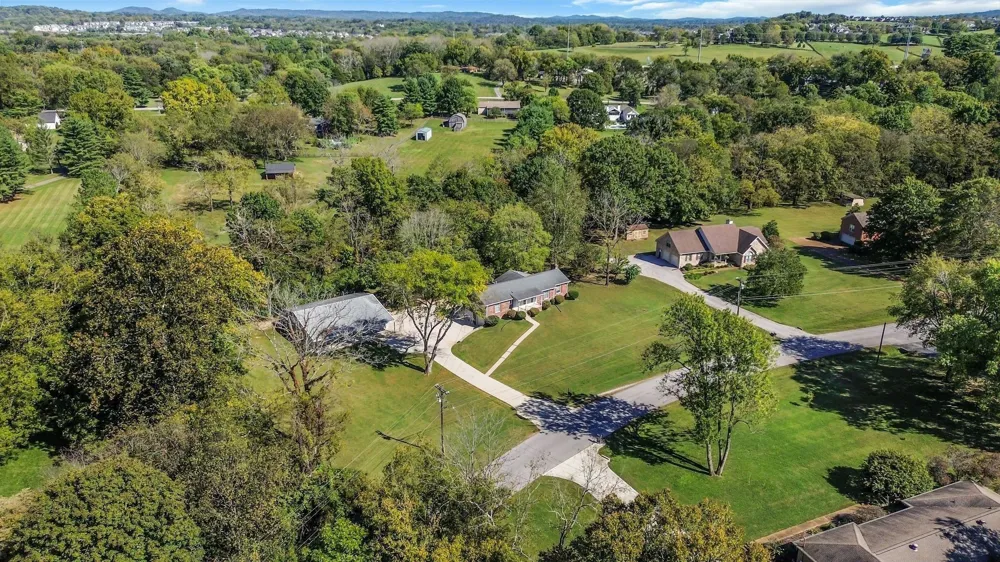 401 Ellington Drive Franklin, TN 37064