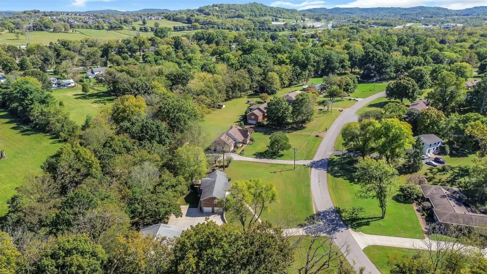 401 Ellington Drive Franklin, TN 37064