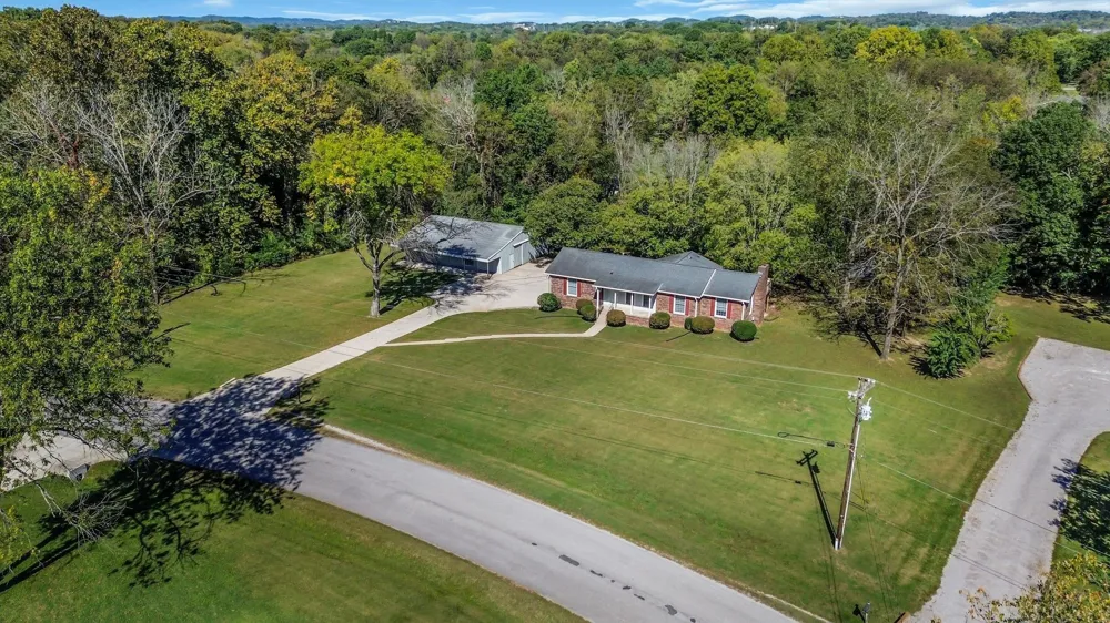 401 Ellington Drive Franklin, TN 37064