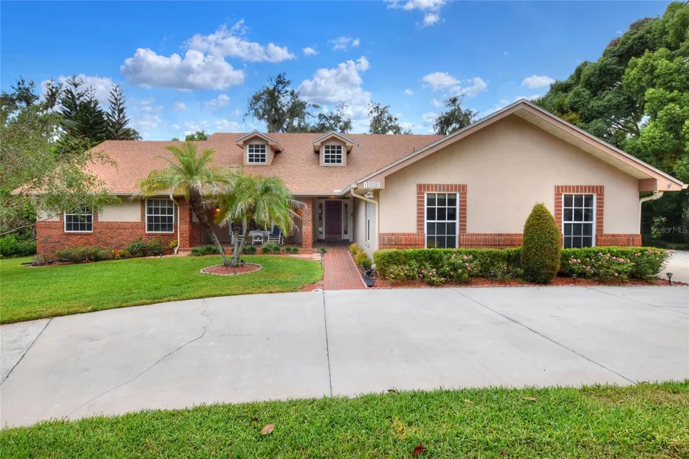 1221 E EDGEWOOD DRIVE Lakeland, FL 33803