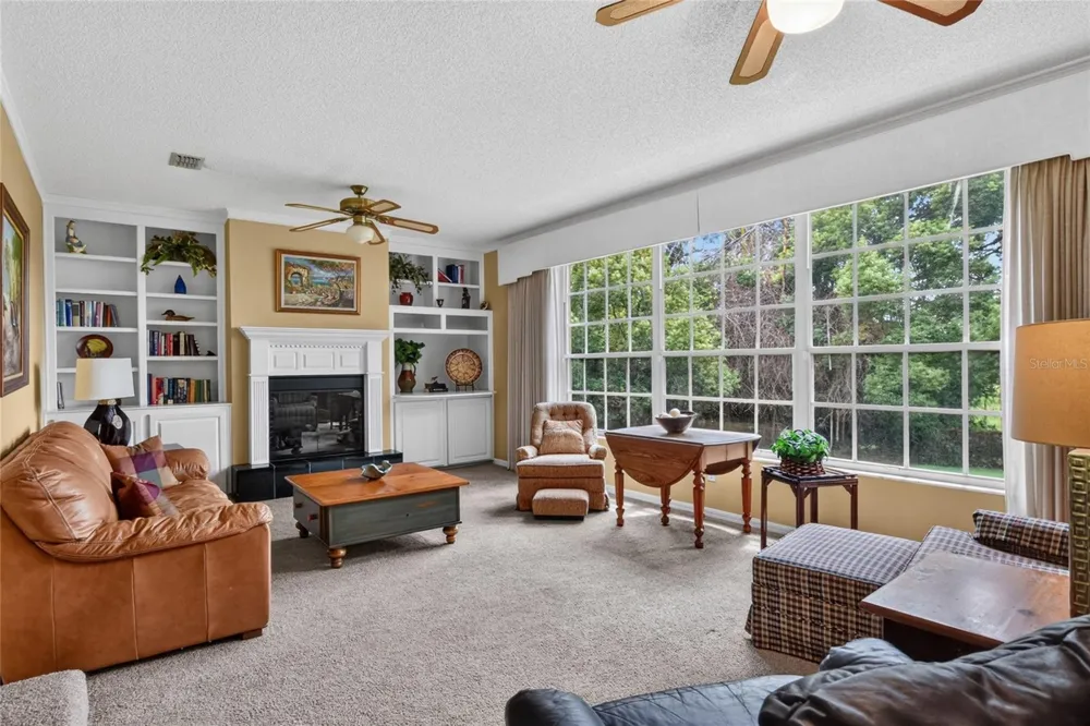 1221 E EDGEWOOD DRIVE Lakeland, FL 33803