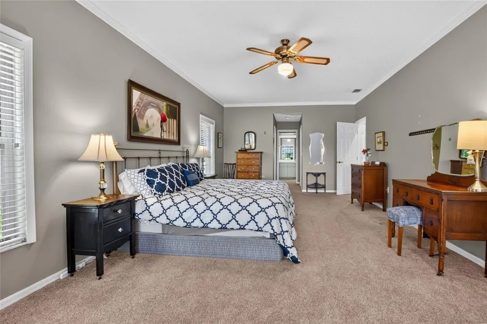 1221 E EDGEWOOD DRIVE Lakeland, FL 33803